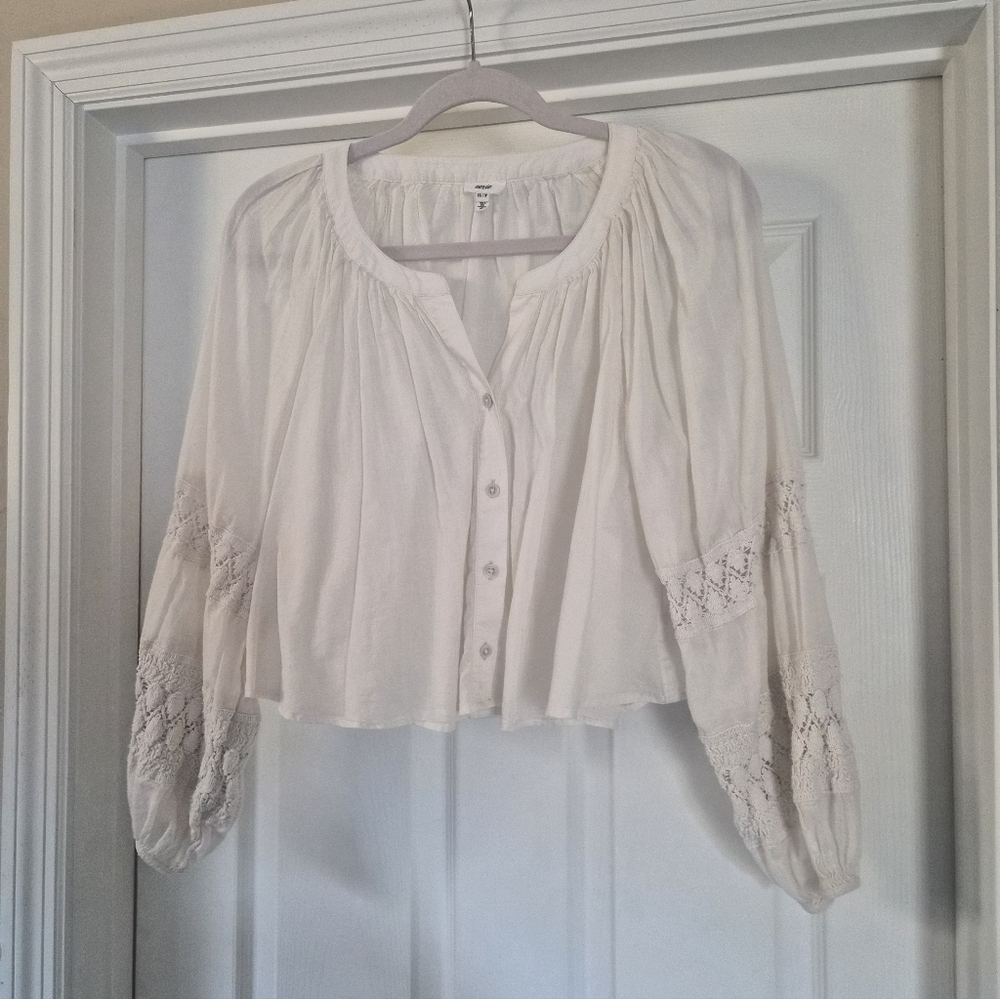Aerie Cream Button-Up Blouse with Lace Sleeves